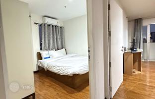3-bedroom apartments in condo in Ratchathewi for $306,000