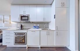 Apartment – College Street, Old Toronto, Toronto,  Ontario,   Canada for C$940,000