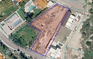 Land plot 1,833 m² in Pareklisia for 500,000 €