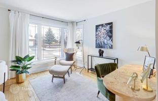 4-bedroom house in Etobicoke for C$1,740,000