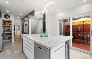 8-bedroom house in East York for C$1,660,000