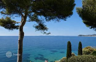 5-bedroom villa in La Croix-Valmer for 10,500,000 €