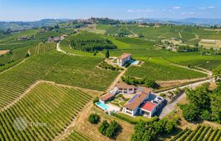 7-bedroom villa in Asti for 3,600,000 €