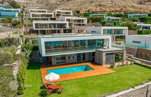 4-bedroom villa 450 m² in Turgutreis for 97,174,000 TRY