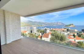 3-bedroom apartment in a new modern complex with a swimming pool in Budva for 570,000 €