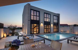 3-bedroom house 168 m² in Zadar County for 830,000 €