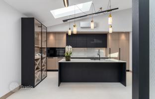 4-room apartment 240 m² in Central District for 1,580,000 €