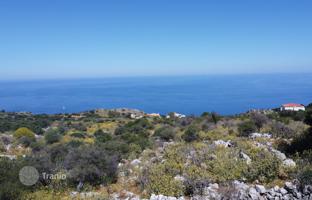 Land plot 12,118 m² in Kefalas for 410,000 €
