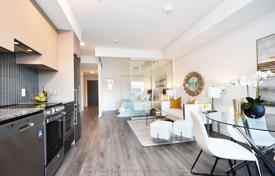 Apartment – Dundas Street West, Toronto, Ontario,  Canada for C$800,000