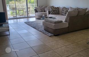 1-bedroom apartments in condo 99 m² in Aventura for $270,000