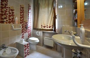 4-bedroom villa 305 m² in Pienza for 1,300,000 €