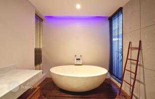 4-bedroom villa 283 m² in Mueang Phuket for $550,000