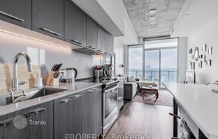 4-bedroom apartment in Old Toronto for C$866,000