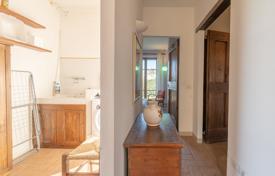 10-bedrooms country seat 262 m² in Castiglione del Lago, Italy for 1,950,000 €
