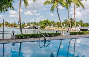 2-bedroom apartments in condo 139 m² in Island Avenue for $1,495,000