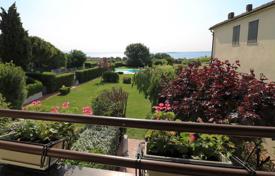Magnificent four-room apartment with a lake view in Moniga del Garda, Lombardy, Italy for 370,000 €