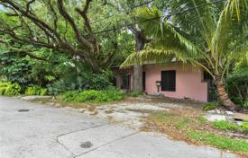 Detached house – Miami, Florida, USA for $1,600,000