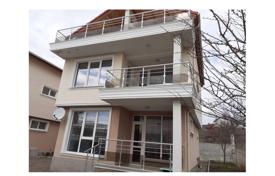 New three-storey house with sea view in St. Vlas, Incaraki, 204 m² and 250 m² yard, 220,000 euros for 220,000 €