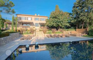 4-bedroom mansion in Mougins for 2,490,000 €