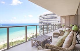 Comfortable apartment with ocean views in a residence on the first line of the embankment, Bal Harbour, Florida, USA for $6,800,000