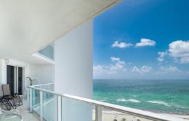 Apartment with two terraces and ocean views in a modern residence with a pool, on the first line of the beach, Sunny Isles Beach, Miami, USA for $692,000