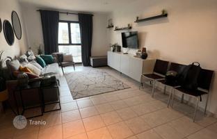 3-bedroom apartment 80 m² in Tel Aviv for $940,000