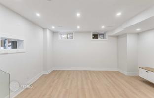 11-bedroom house in East York for C$2,520,000