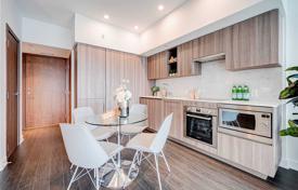 Apartment – Bathurst Street, Toronto, Ontario,  Canada for C$839,000