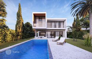 New villa with a swimming pool in a prestigious area, near the beach, Peyia, Cyprus for 1,590,000 €