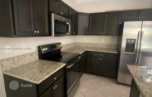 4-bedroom house 191 m² in Homestead for $450,000