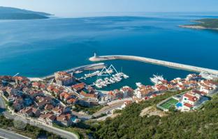 1-bedroom apartment 62 m² in Radovići for 564,000 €
