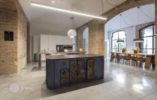 4-bedroom penthouse 221 m² in Barcelona for 4,400,000 €