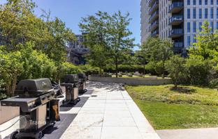 4-bedroom apartment in Regent Park Boulevard for C$917,000