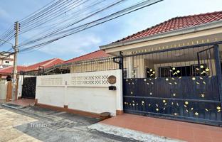 3-bedroom villa 222 m² in Pattaya for $137,000