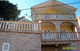 Furnished villa with a private garden, a barbecue, a garage, a terrace and a sea view, Hvar, Croatia for 350,000 € Furnished villa with a private garden, a barbecue, a garage, a terrace and a sea view, Hvar, Croatia for 350,000 €