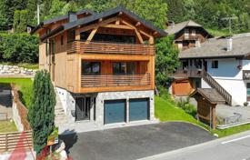 House with sauna, jacuzzi and garden, Morzine for 3,250,000 € House with sauna, jacuzzi and garden, Morzine for 3,250,000 €