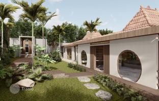 4-bedroom villa 275 m² in Kerobokan for $500,000