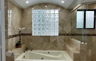 4-bedroom house 346 m² in Miami for $1,499,000
