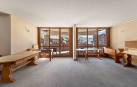 PROJECT TO CREATE AN APARTMENT IN A RENOVATED RESIDENCE IN THE HEART OF VAL THORENS for 900,000 €