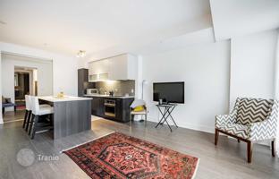1-bedroom apartment in Wellington Street West for C$975,000