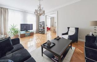 Five-room apartment in a historic building, Wilmersdorf district, Berlin, Germany for 1,495,000 €
