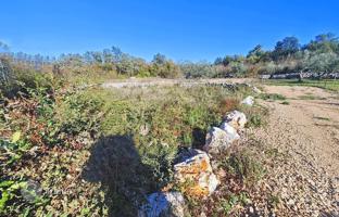 Land plot 660 m² in Malinska for 275,000 €