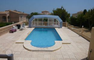 5-bedroom cottage 300 m² in Calpe for 745,000 €