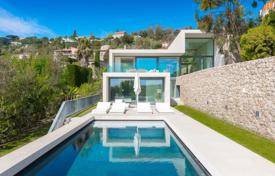 4-bedroom villa in Golf Juan. Price on request