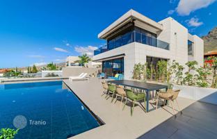 5-bedroom villa 528 m² in Fanabe for 2,650,000 €