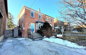 Terraced house – Etobicoke, Toronto, Ontario,  Canada for C$1,442,000