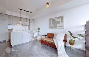 4-bedroom apartment in Old Toronto for C$900,000