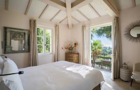 6-bedroom villa in La Croix-Valmer for 25,000 € per week