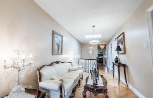 8-bedroom house in York for C$2,229,000