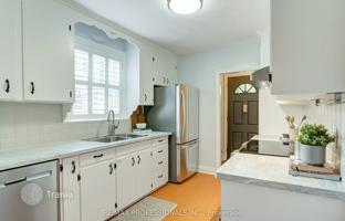 7-bedroom house in York for C$1,103,000